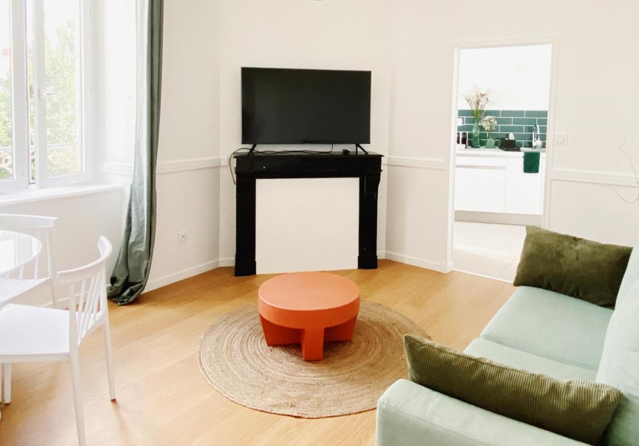 Le Terracotta ⸱ Stationnement Gratuit ⸱ Fibre Apartment Deols Ngoại thất bức ảnh